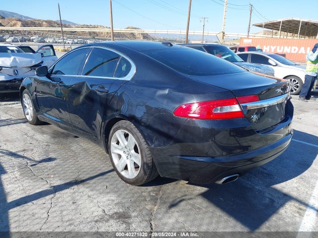 2009 JAGUAR XF SAJWA05B99HR04060 Photo 2