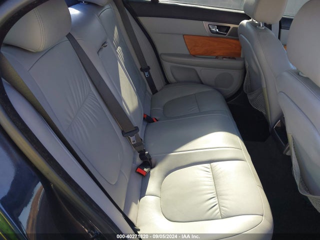 2009 JAGUAR XF SAJWA05B99HR04060 Photo 7