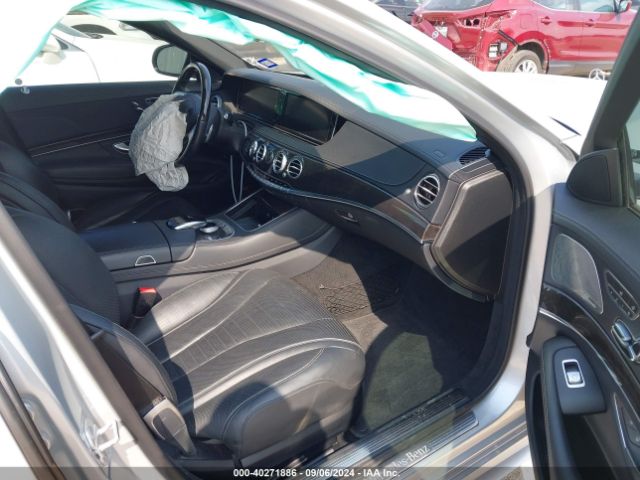 WDDUG8CB2GA220940 Mercedes-Benz S 550