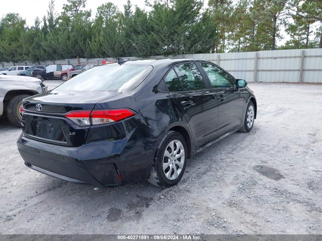 Toyota COROLLA LE 2022 5YFEPMAE7NP380602 Image 4