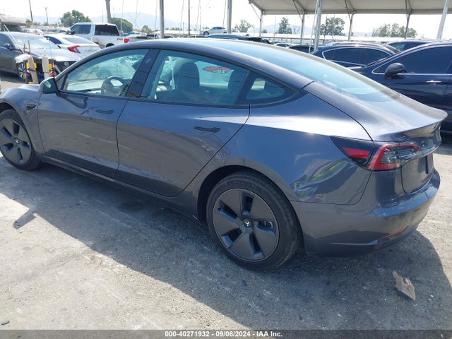 2023 TESLA MODEL 3 5YJ3E1EA0PF661173 Photo 2