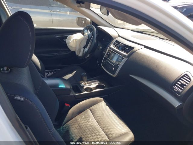 1N4AL3AP2HC486349 Nissan Altima 2.5 S