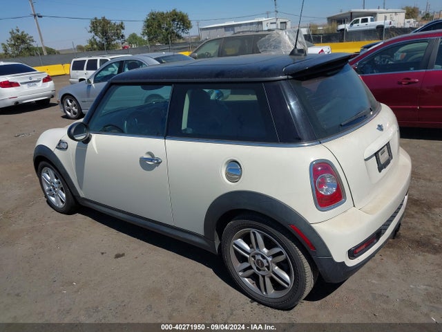 2012 MINI COOPER S WMWSV3C52CTY27405 Photo 2