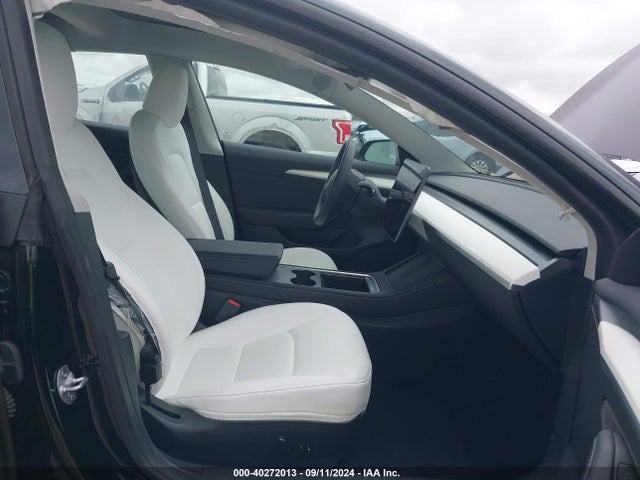 2023 TESLA MODEL 3 5YJ3E1EA2PF669372 Photo 4