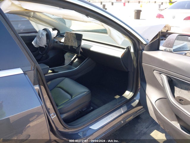 2020 TESLA MODEL 3 5YJ3E1EA0LF630399 Photo 4