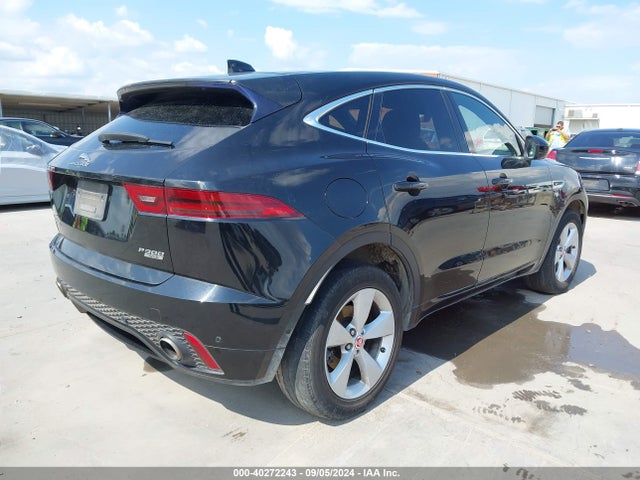 2018 JAGUAR E-PACE SADFT2GX6J1Z30968 Photo 3