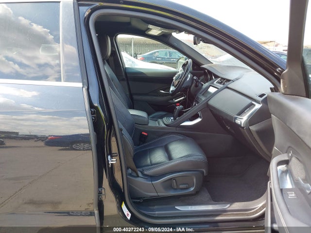 2018 JAGUAR E-PACE SADFT2GX6J1Z30968 Photo 4