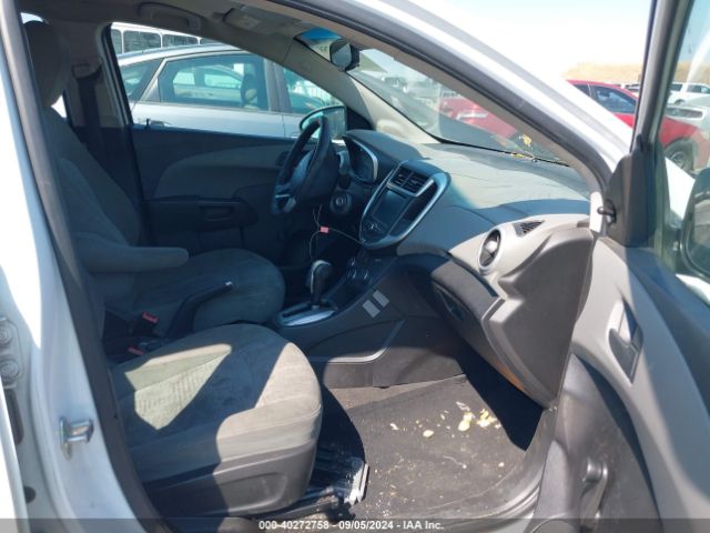 1G1JB5SG2H4103651 Chevrolet Sonic Ls Auto