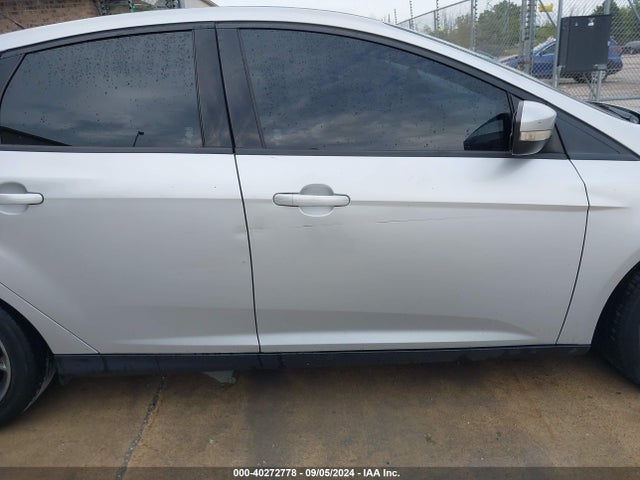 40272778 :رقم المزاد ، 1FADP3F28EL205262 vin ، 2014 Ford Focus Se مزاد بيع