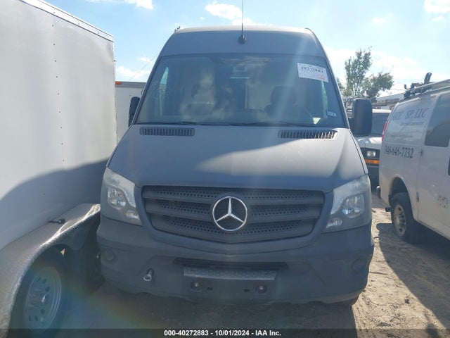 WD3PE7CD5JP645883 Mercedes-Benz Sprinter 2500 Standard Roof V6