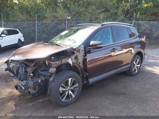Toyota Rav4 Xle 2017 2T3WFREV1HW383942 Image 2