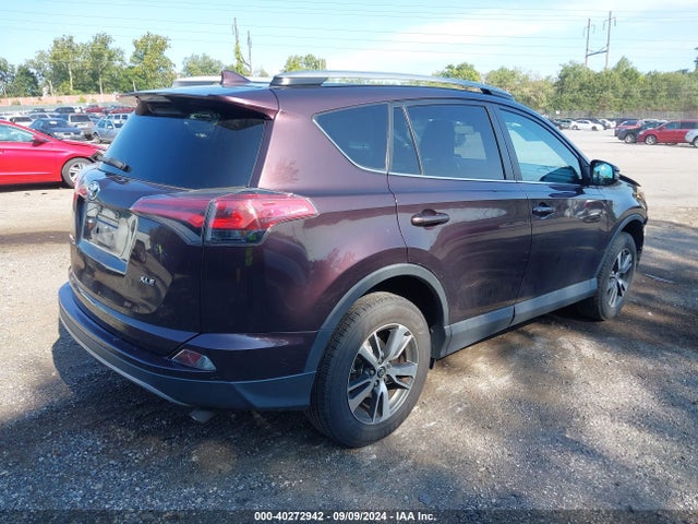Toyota Rav4 Xle 2017 2T3WFREV1HW383942 Image 4