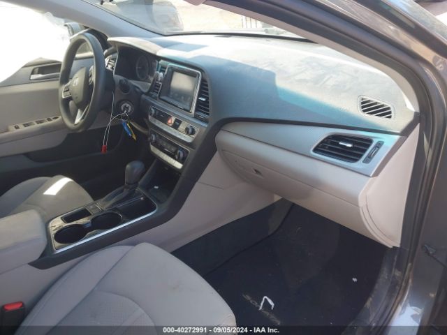 5NPE24AF0KH799634 Hyundai SONATA SE