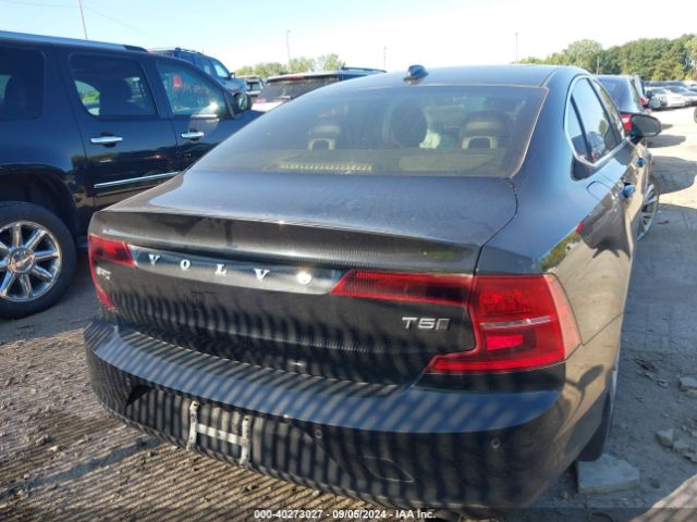 LVY982MKXJP023133 Volvo S90 T5 Momentum