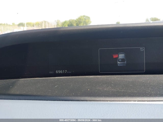 Toyota Prius Two 2017 JTDKBRFU5H3567820 Image 7