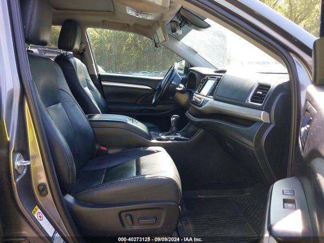Toyota Highlander Xle 2019 5TDJZRFH4KS605084 Image 5