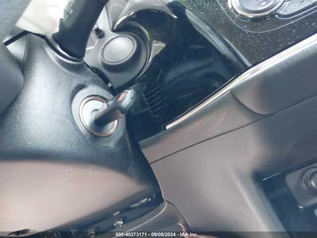 JA4AD2A33JZ013278 Mitsubishi Outlander Es