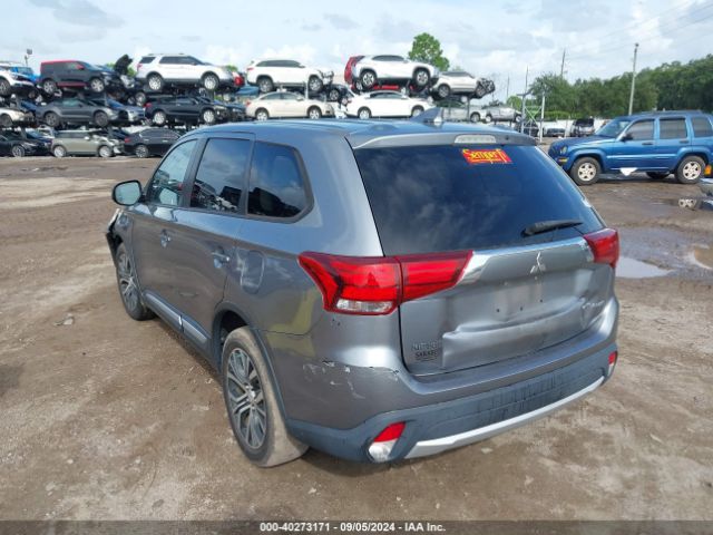 JA4AD2A33JZ013278 Mitsubishi Outlander Es
