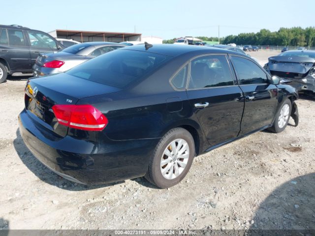 1VWAT7A3XEC109338 Volkswagen Passat 1.8t Wolfsburg Edition