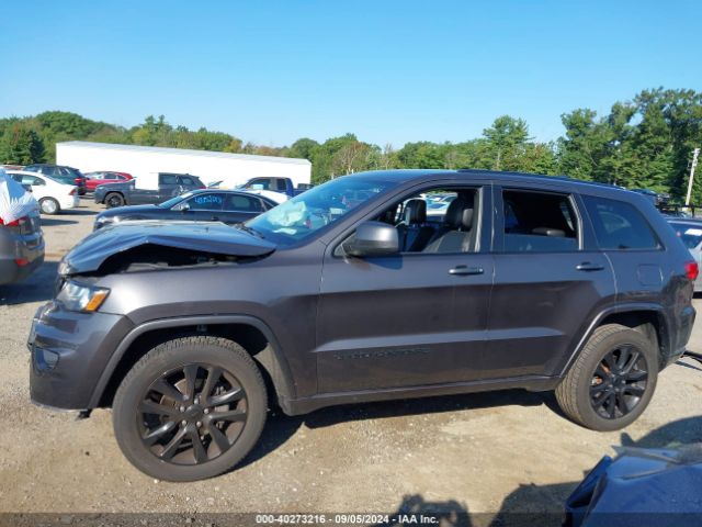 1C4RJFAG5JC492107 Jeep Grand Cherokee Altitude 4x4
