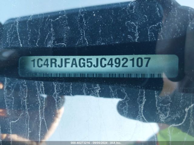 1C4RJFAG5JC492107 Jeep Grand Cherokee Altitude 4x4