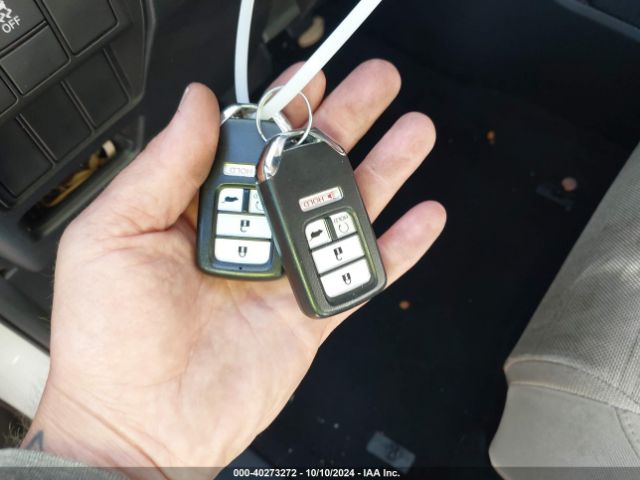 2HKRW2H53HH689001 Honda CR-V EX