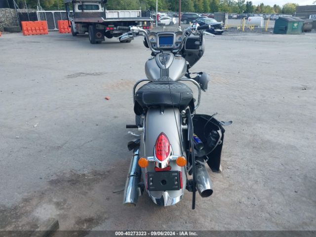 2017 INDIAN MOTORCYCLE CO. CHIEFTAIN 56KTCAAA6H3346088 Photo 5