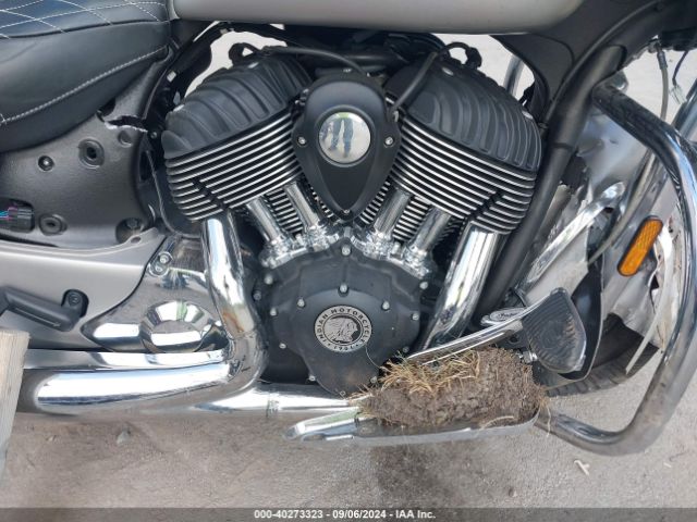 2017 INDIAN MOTORCYCLE CO. CHIEFTAIN 56KTCAAA6H3346088 Photo 7