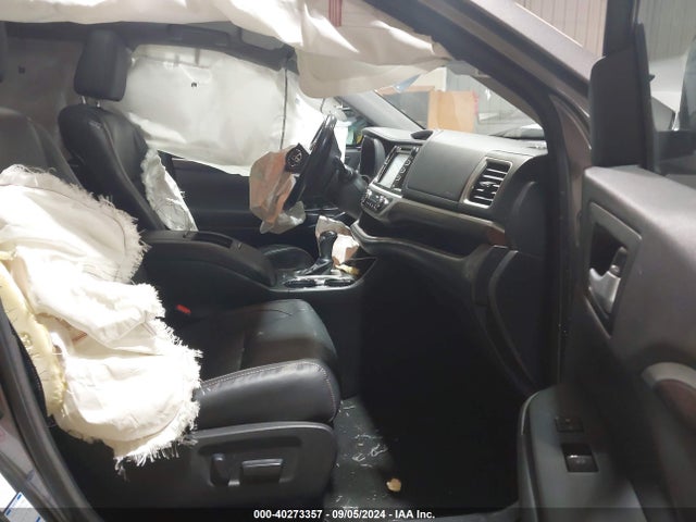 5TDDKRFH0ES027068 Toyota Highlander Limited V6