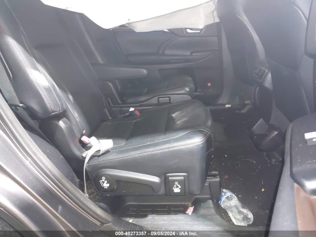 5TDDKRFH0ES027068 Toyota Highlander Limited V6