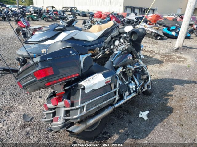 2006 HARLEY-DAVIDSON FLHTCUI 1HD1FCW106Y689311 Photo 3