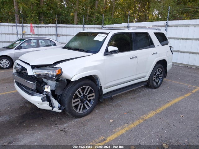 Toyota 4runner Limited 2019 JTEBU5JRXK5701279 Image 2