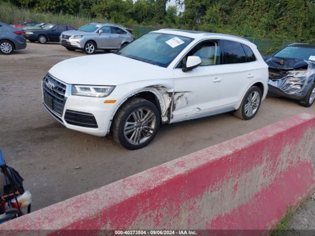 WA1BNAFY1J2218560 Audi Q5 2.0t Premium/2.0t Tech Premium
