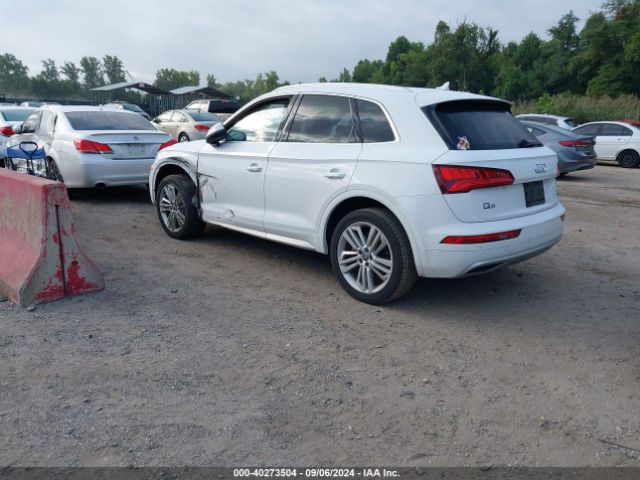 WA1BNAFY1J2218560 Audi Q5 2.0t Premium/2.0t Tech Premium