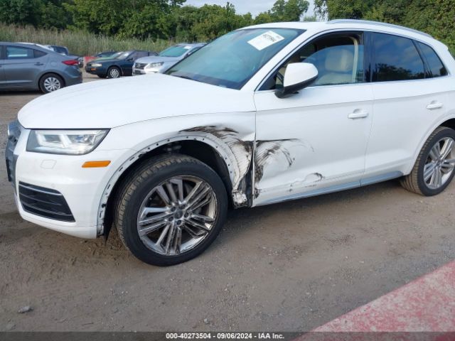 WA1BNAFY1J2218560 Audi Q5 2.0t Premium/2.0t Tech Premium