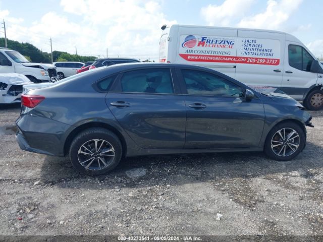 3KPF24ADXRE721220 KIA Forte Lxs