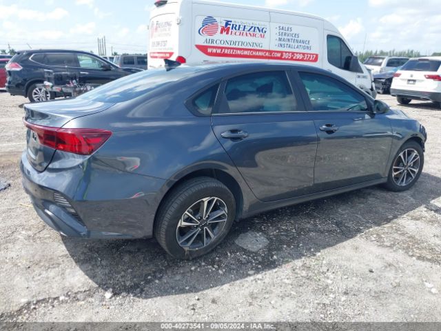 3KPF24ADXRE721220 KIA Forte Lxs