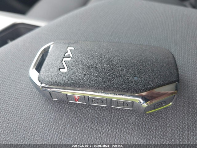 KIA Ev6 Light Long Range 2024 KNDC34LA6R5215432 Image 11