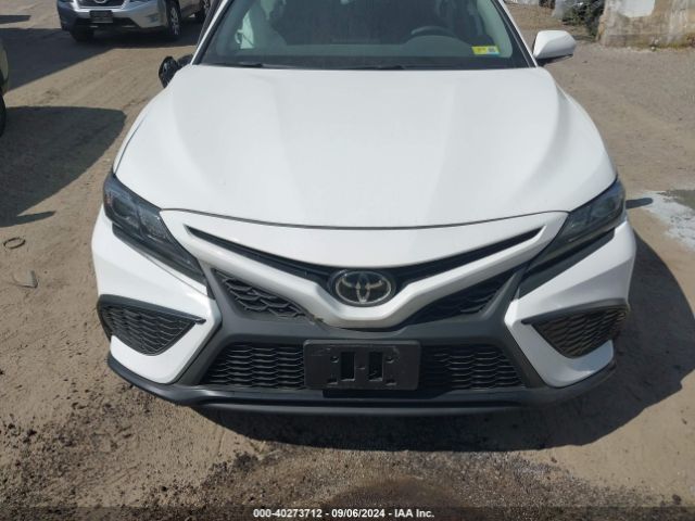 4T1T11BK9RU122579 Toyota CAMRY SE