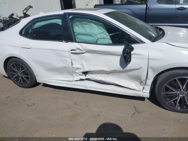 4T1T11BK9RU122579 Toyota CAMRY SE