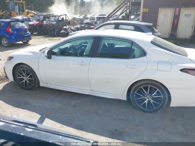 4T1T11BK9RU122579 Toyota CAMRY SE
