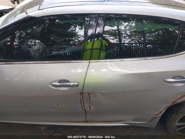 1N4AA6AP6GC396045 Nissan Maxima 3.5 Platinum