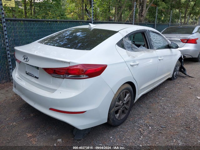 Hyundai ELANTRA SE 2017 5NPD84LF0HH210212 Image 4
