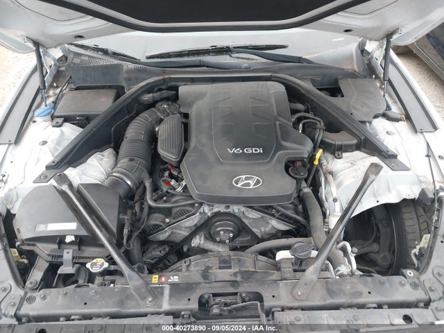 Hyundai Genesis 3.8 2016 KMHGN4JE2GU128482 Image 10