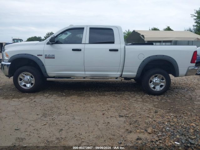 3C6UR5CJ5HG569515 RAM 2500 Tradesman  4x4 6'4 Box
