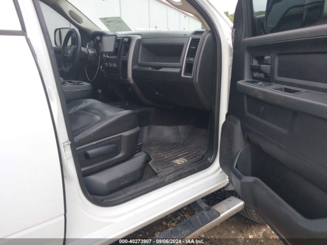 3C6UR5CJ5HG569515 RAM 2500 Tradesman  4x4 6'4 Box