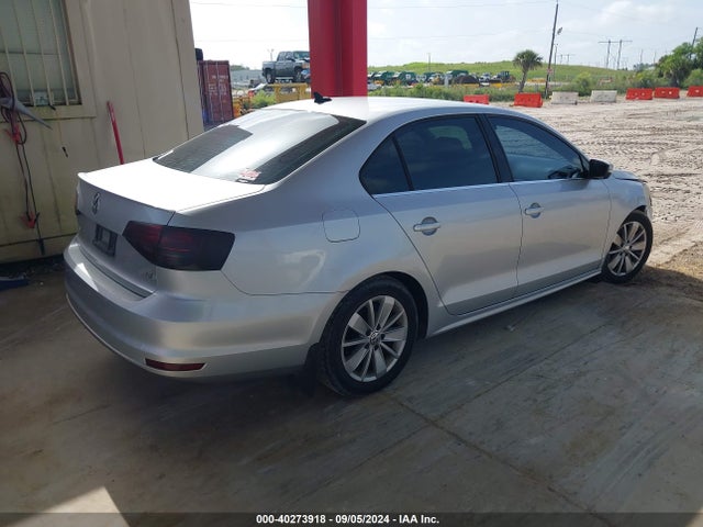 3VWLA7AJ8FM286502 Volkswagen Jetta 2.0l Tdi Se