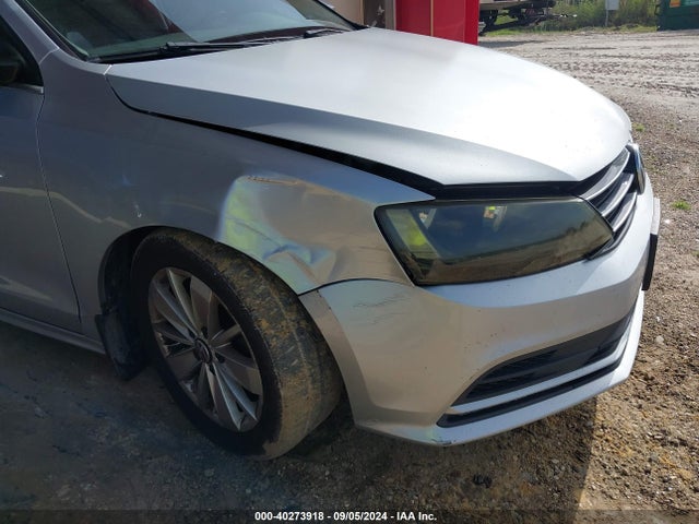 3VWLA7AJ8FM286502 Volkswagen Jetta 2.0l Tdi Se