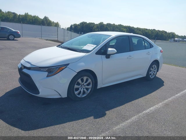 Toyota COROLLA LE 2022 5YFEPMAE8NP363971 Image 2