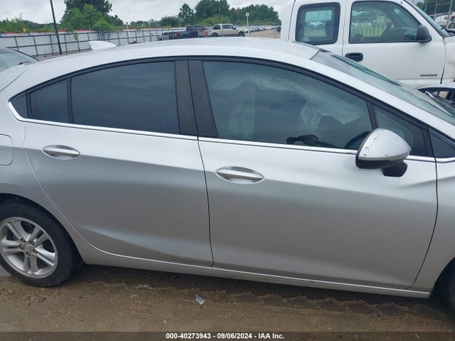 Chevrolet Cruze Lt Auto 2018 3G1BE6SM0JS615549 Image 14
